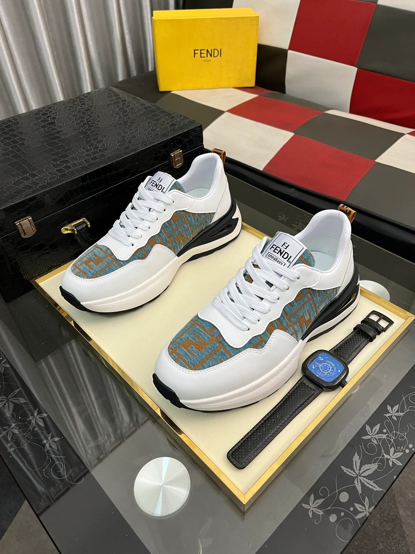 Men's Men's Shoes💰458⌚️⌚️[Fendi] Fendi's latest casual shoes for men! Available at counters simultaneously! A one-to-one replica of the original. All imported official website one-to-one cowhide fabric. The interior is made of top-grade sheepskin, and the original factory-supplied rubber outsole is used. Leading new fashion concepts. Matching code: 38-44. 4️⃣colors available